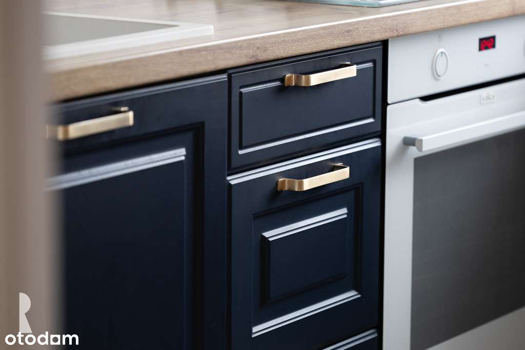 3 pok. po gruntownym remoncie z widokiem na zieleń-6