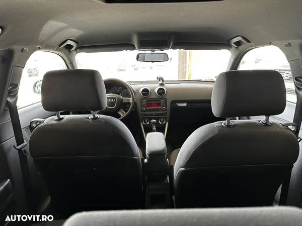 Audi A3 1.6 TDI Ambiente - 9