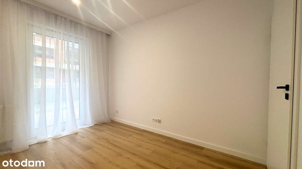 Mieszkanie trzypokojowe z ogródkiem| do umeblowania| bez PCC-3