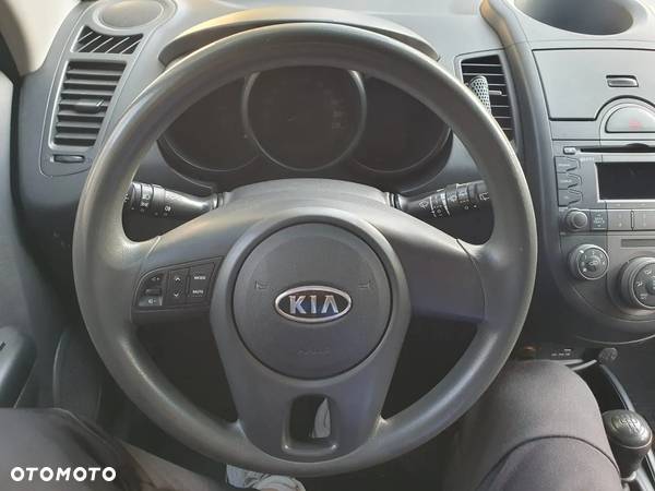 Kia Soul 1.6 CVVT Attract - 12