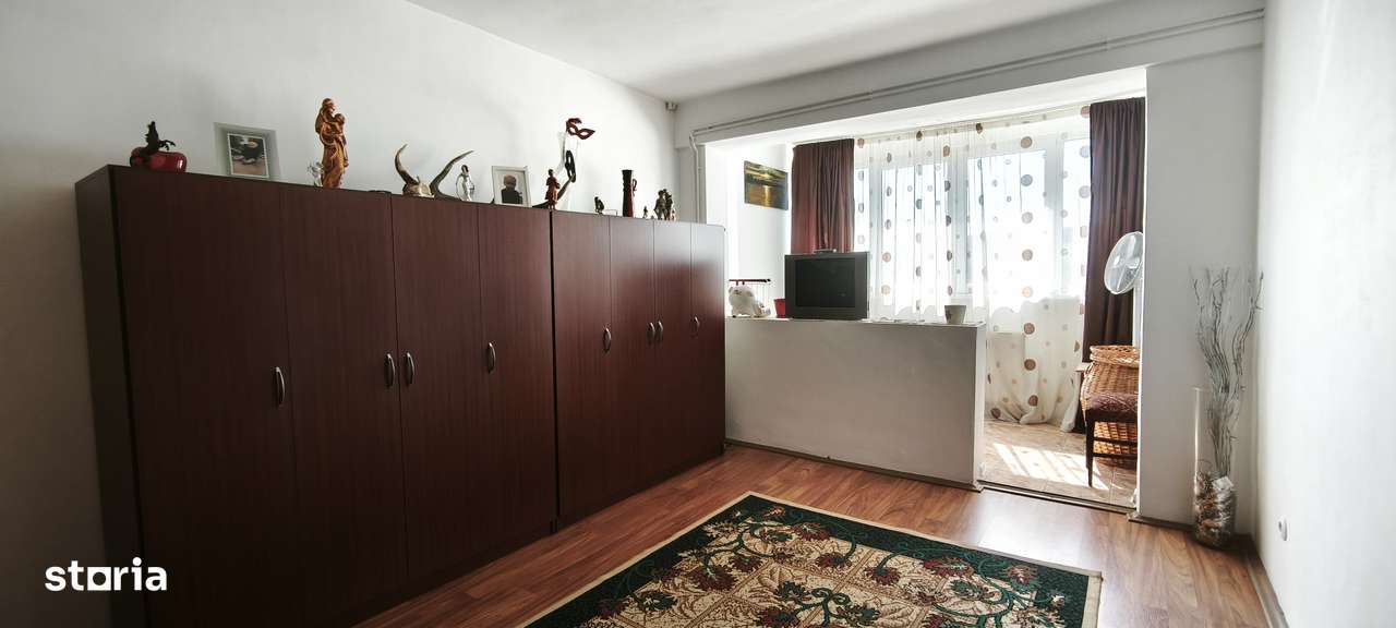 Ap. 3 cam, 60 mp, Dambu, bloc izolat, lift nou - Imagine principală: 1/10