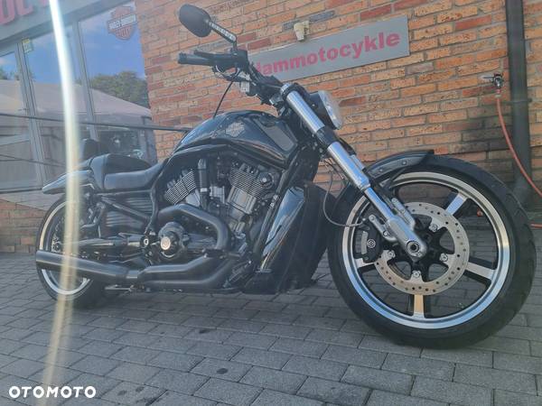 Harley-Davidson V-Rod Muscle - 25
