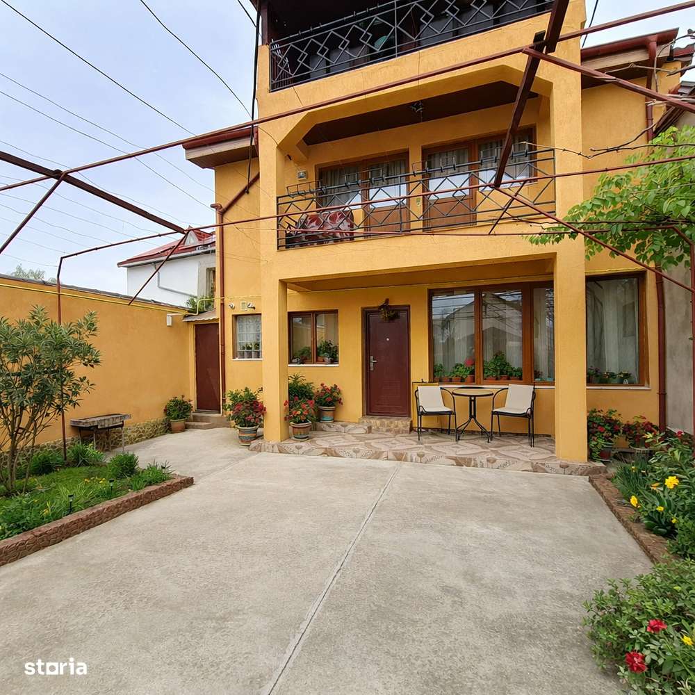 Casa în Focșani - liniște, confort și tot orașul la câțiva pași-0