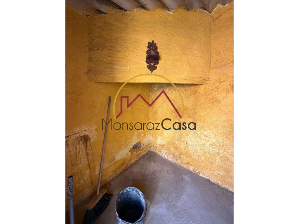 Moradia Térrea com Quintal e Garagem em Campinho-17