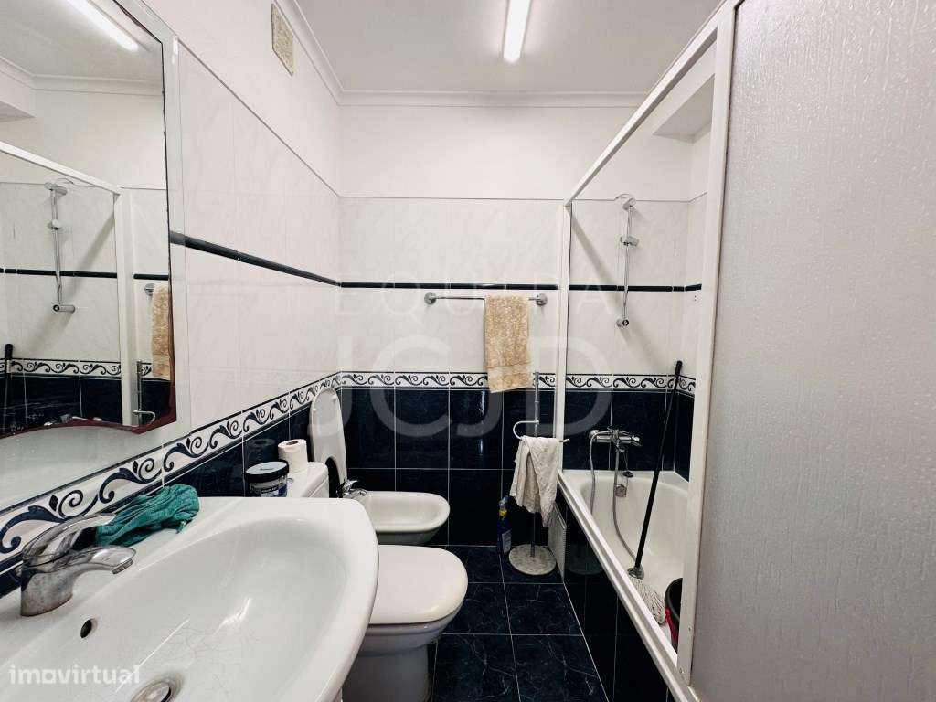 Apartamento T3 Totalmente Remodelado a Estrear - Costa da Caparica-11