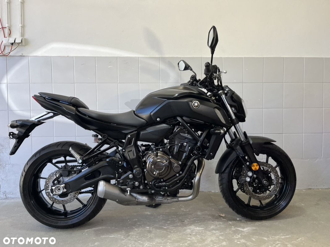 Yamaha MT - 2