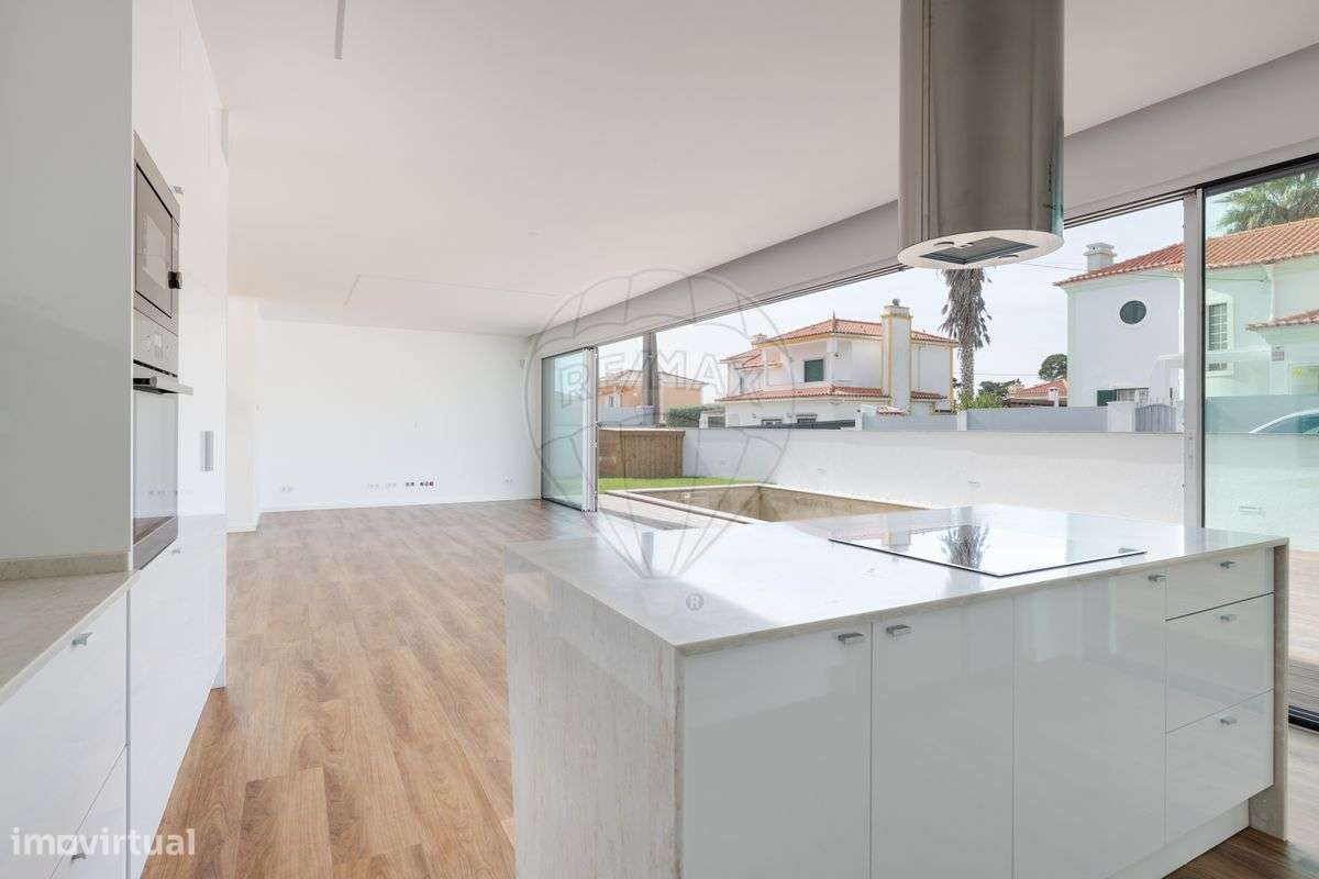 Moradia T4 para venda-12