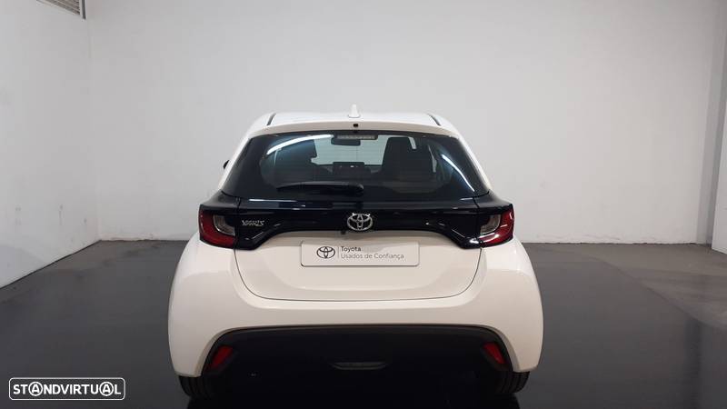 Toyota Yaris 1.0 VVT-i Comfort Plus - 4