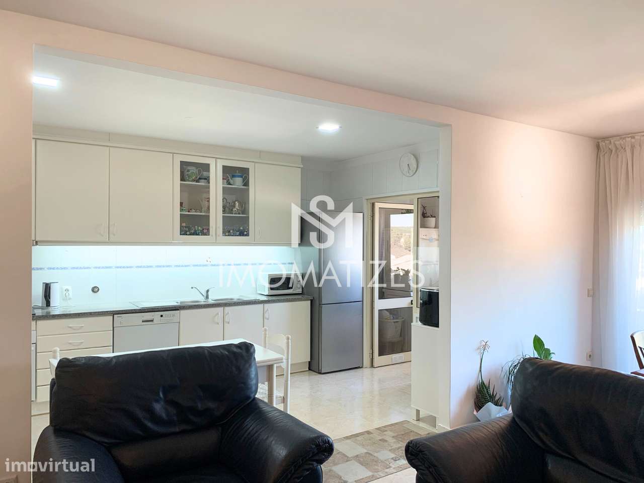 Apartamento T3 com Garagem – São Romão do Coronado - Grande imagem: 5/23