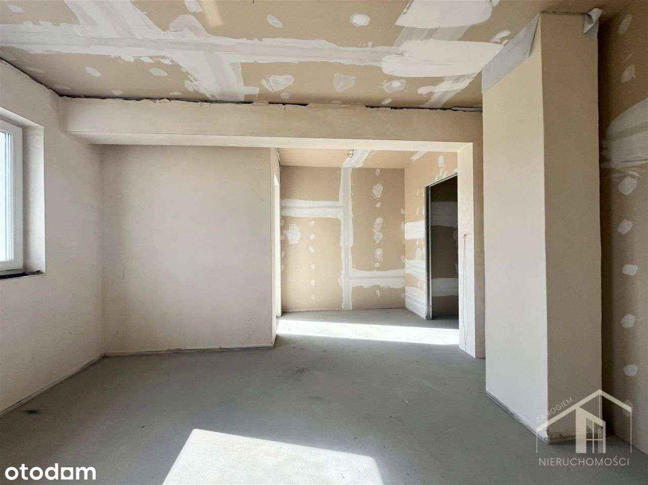 ||| Dom Z Śródziemnomorskim Klimatem |||-10