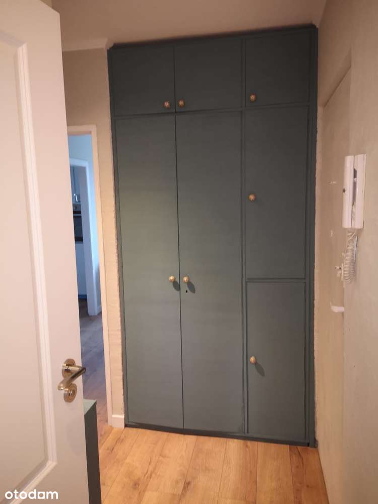 Przestronne 4-pokojowe mieszkanie z balkonem-2