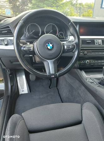 BMW Seria 5 520d - 16