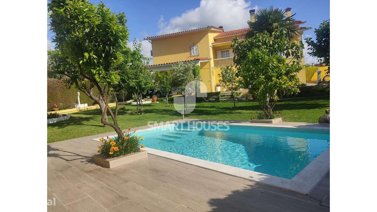 Moradia T3 em Tábua c/ piscina-34