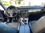 BMW 318 d Touring - 32