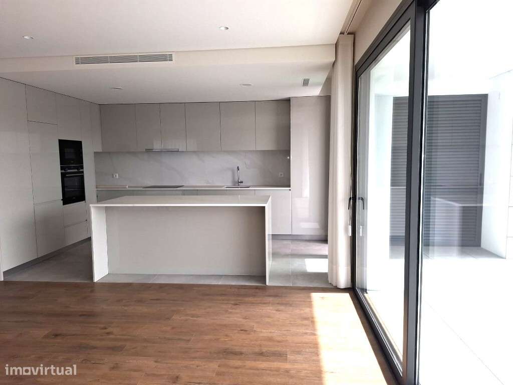 Fantástico T3 em Azurém – Último Andar com Terraço de 100m2 e Vistas P - Grande imagem: 4/26