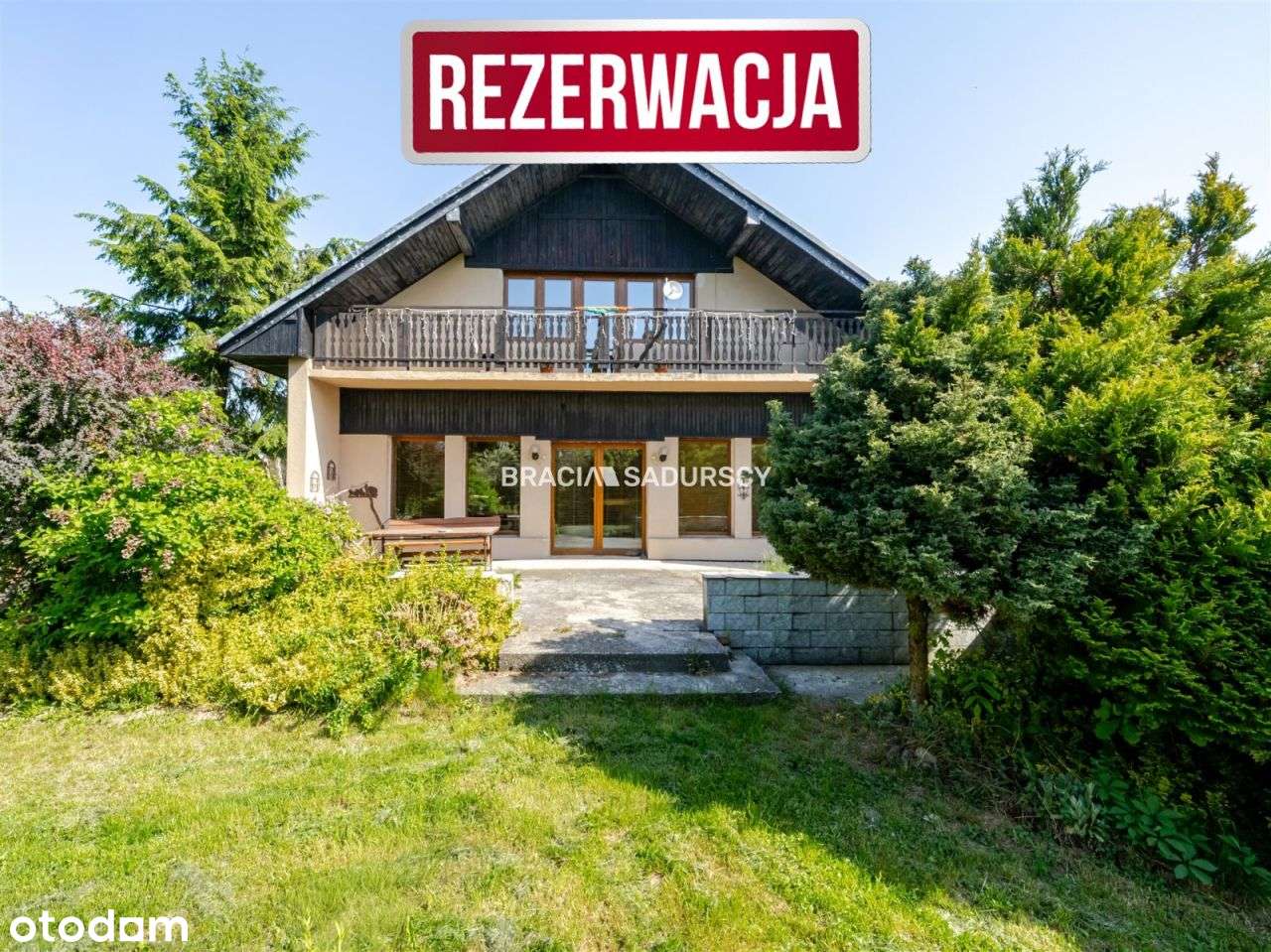 Dom wolostojący w Centrum Skawiny