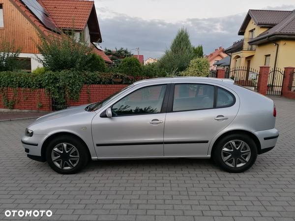 Seat Leon 1.6 Signo - 11