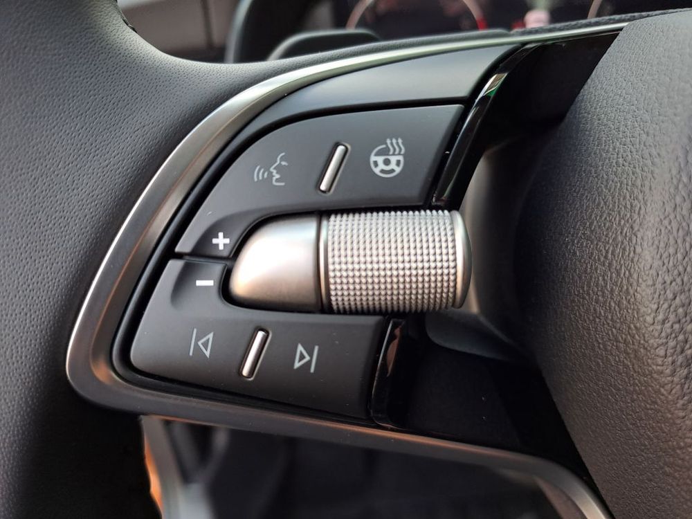 SKODA KAMIQ 1.0 TSI 115KM DSG DRIVE, bezdotykowo otwierana pokrywa bagażnika