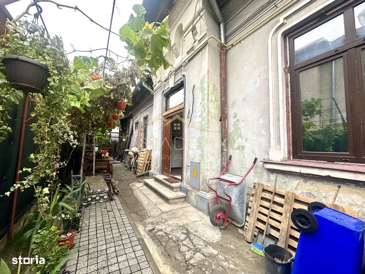 Casă de vânzare 3 camere/ curte generoasă/ Timpuri Noi/ lângă metrou - Imagine principală: 1/11