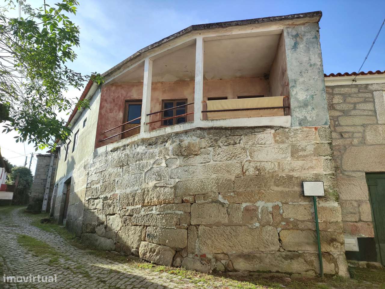 Moradia para recuperar a 5kms da cidade de Chaves-5