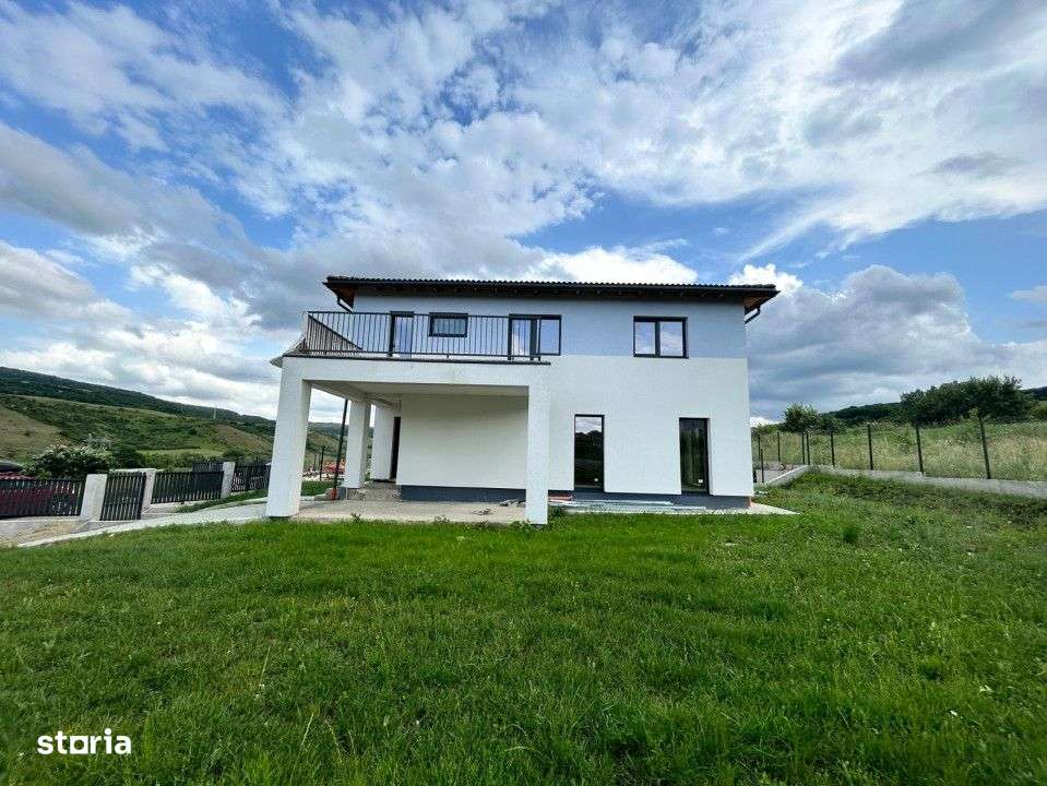 Duplex construit la standarde inalte de calitate la intrare in Corusu - Imagine principală: 4/19