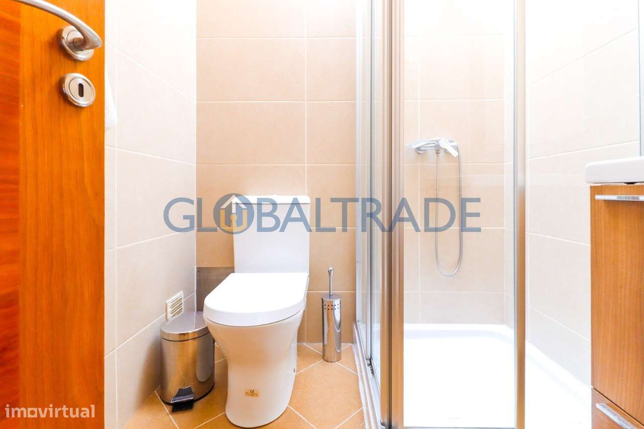 Moradia T3 com Terraço em Valbom-46