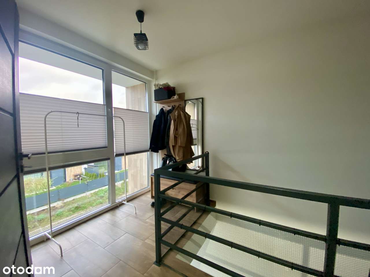 Przestronne 67 m² + prywatna klatka schodowa 30 m²  Bezczynszowe-9