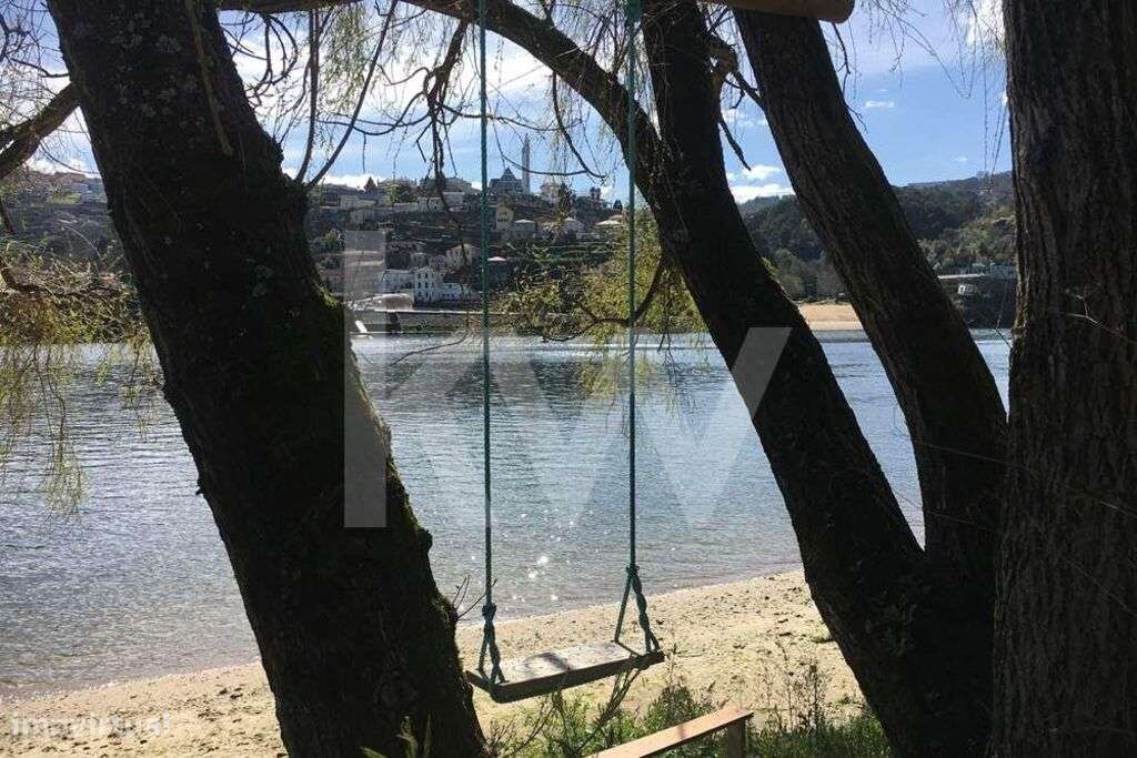 Fantástico terreno na margem do Rio Douro - Grande imagem: 2/31