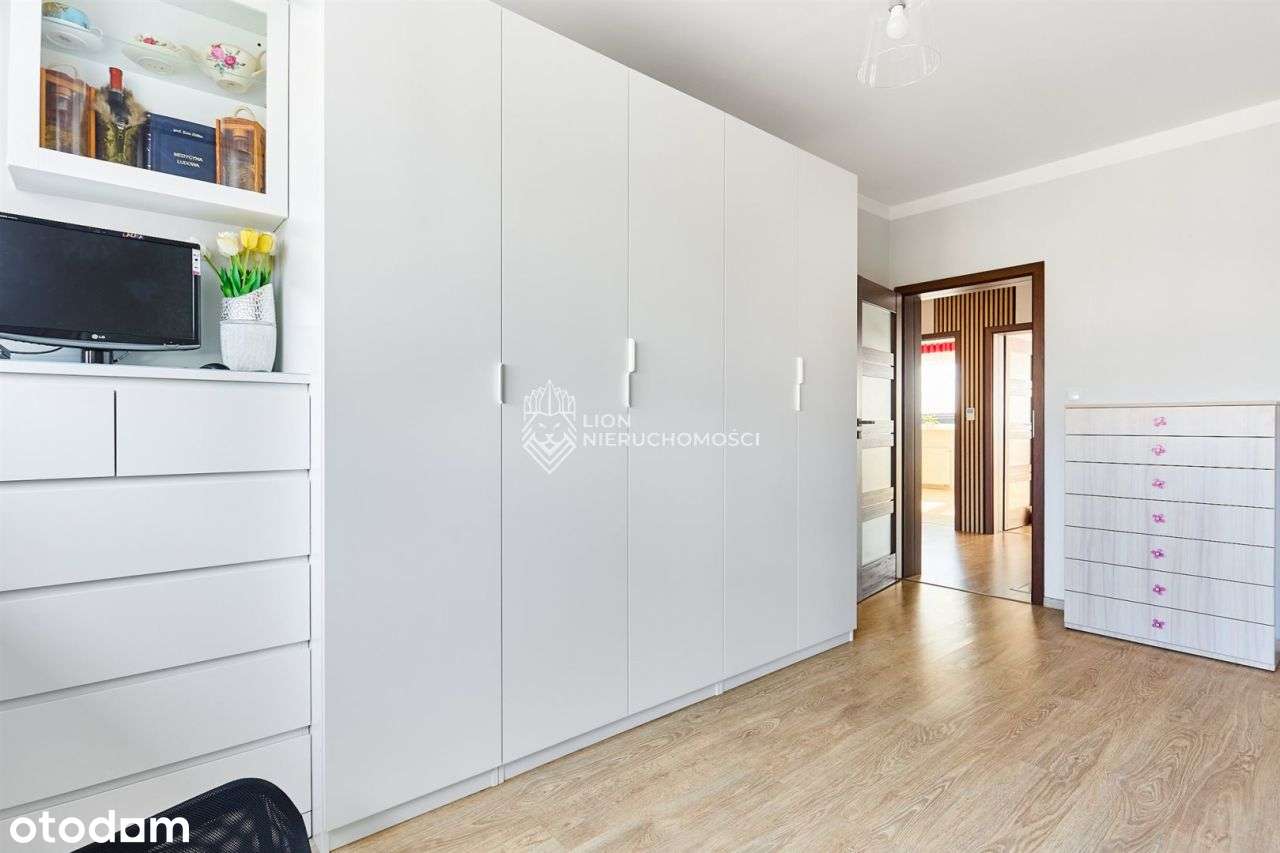 Zamieszkaj w Tanowie, w domu idealnym dla rodziny.-16