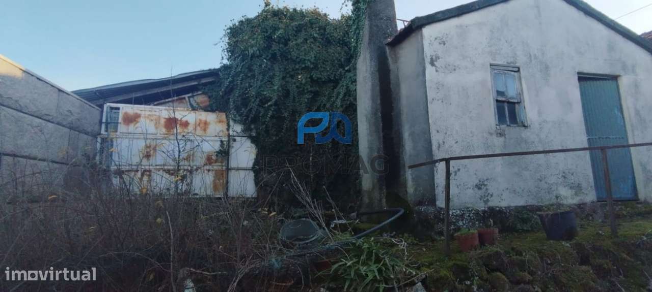 Moradia para Recuperar - Grande imagem: 5/19