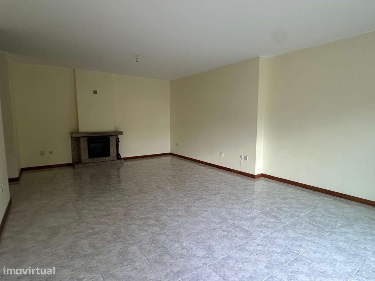 Apartamento T2, na cidade da Maia-11