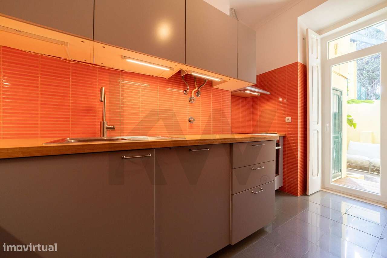 Apartamento T2 com terraço e Estacionamento no Príncipe Real-19