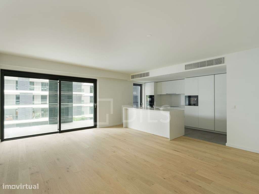 Apartamento T2 com varanda e garagem, em Lisboa - Grande imagem: 4/20