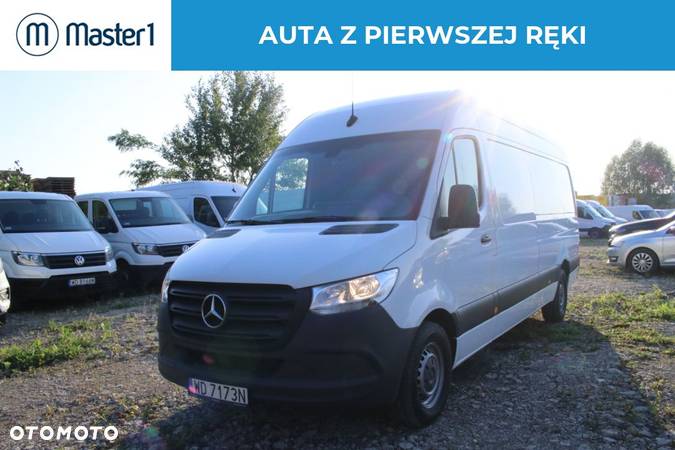 Mercedes-Benz Sprinter - 1