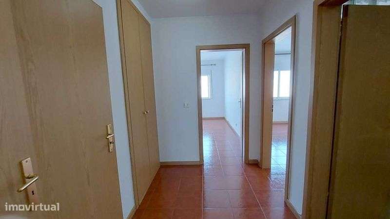 T2 boas áreas Arrendo - Carnaxide Ref_0534A - Grande imagem: 4/12