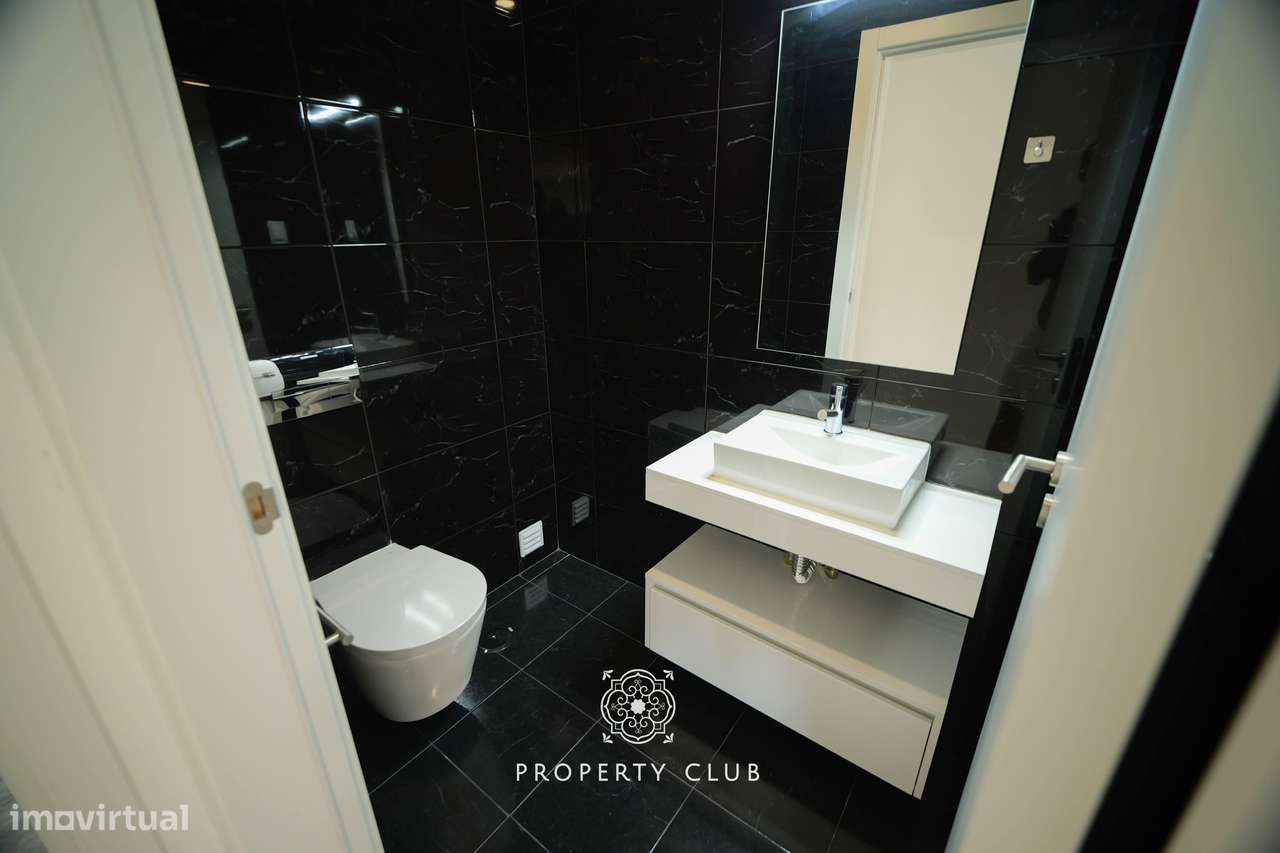 Apartamento T3 semi-novo na Urbanização Val Flores – Pinhal Novo-9