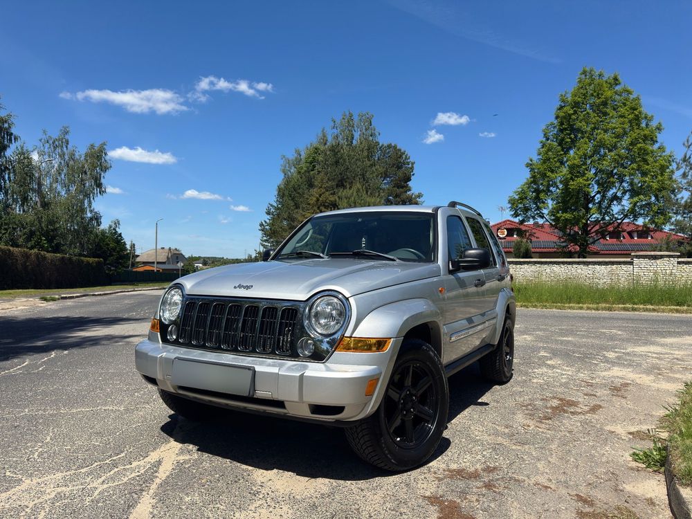 Jeep Cherokee III (2001-2007) 3.7 Limited 2006