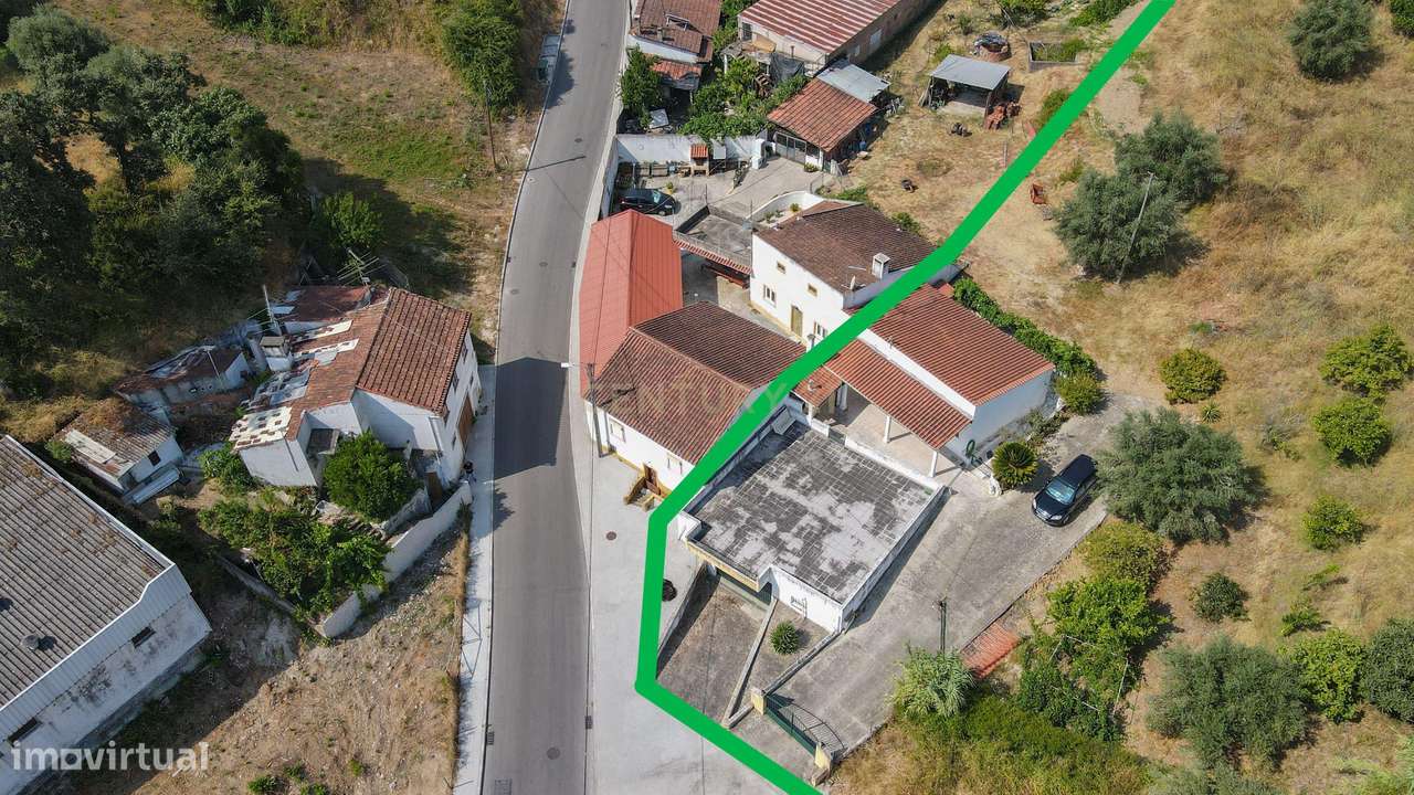 Moradia T2 com Terreno 7600m2 , Tomar-44