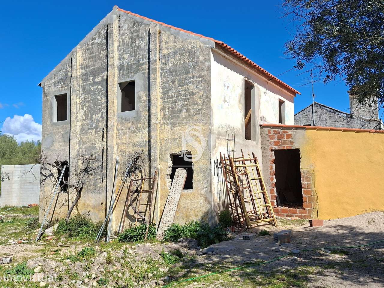 Quintinha no Alentejo com 4.000 m² junto à Ribeira – Excelente potenci - Grande imagem: 5/39