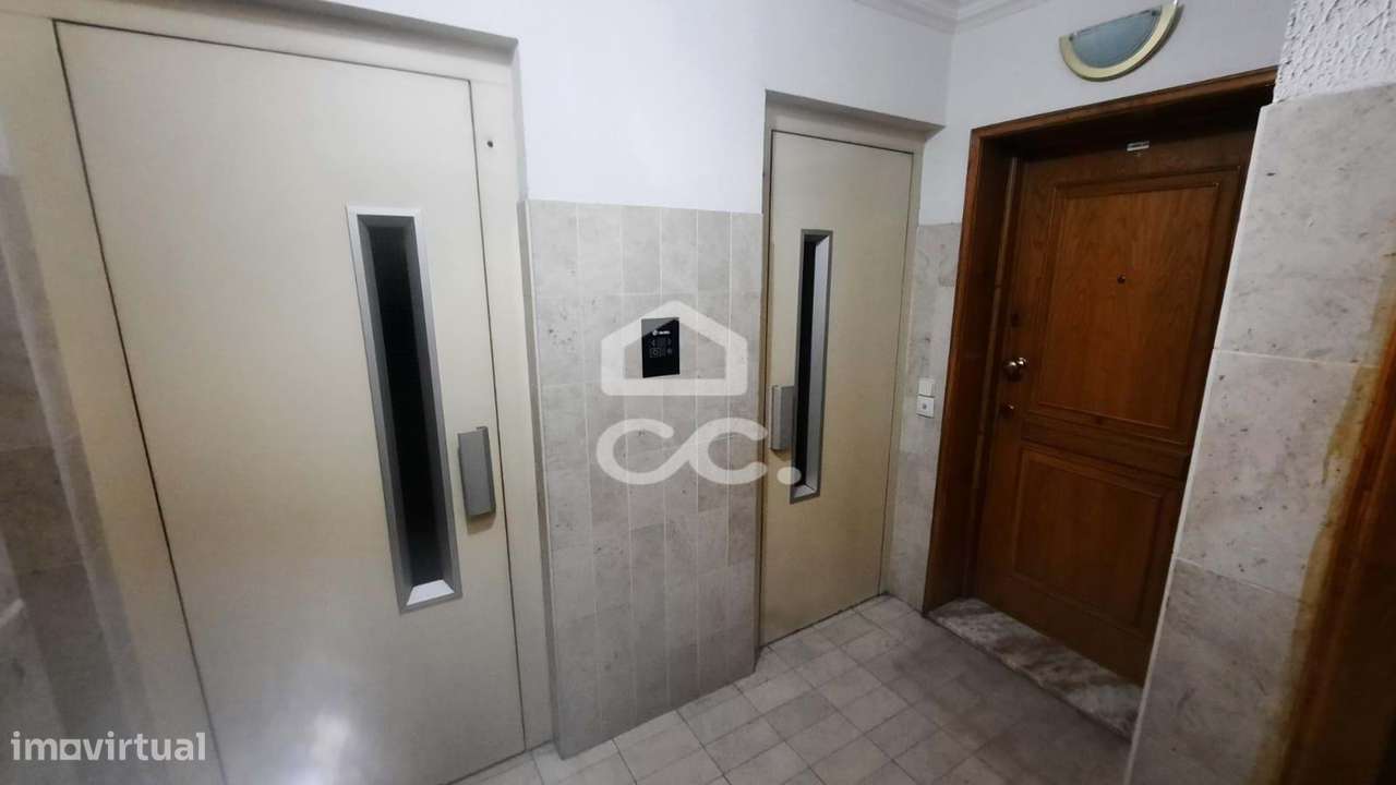 Apartamento T3+1 situado na zona da Levada, em Rio Tinto, Gondomar-25