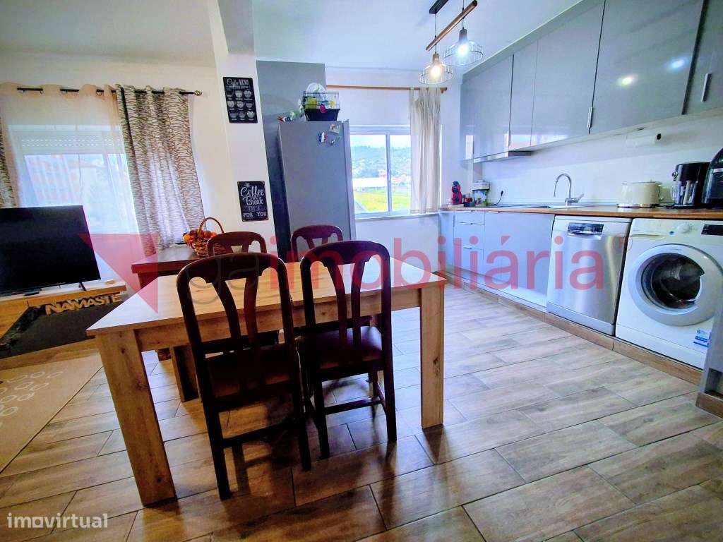 Apartamento T3 no Centro de Arruda dos Vinhos-7