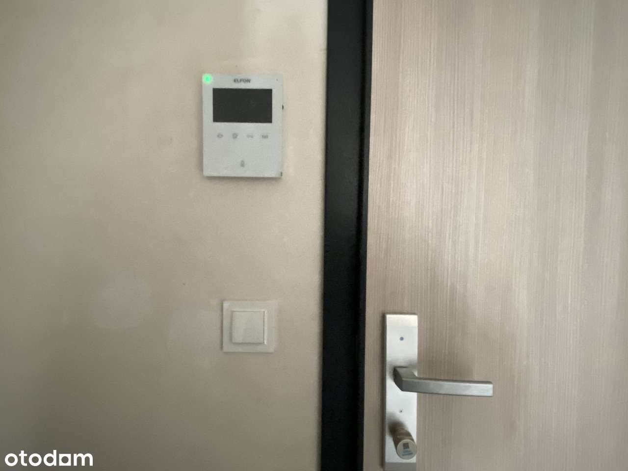 ostatnie piętro w kameralnej inwestycji, 2 pokoje - Pełny obrazek: 3/9