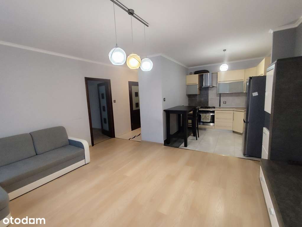 2 pokoje - 52 M2 - Garaż - Komórka-1