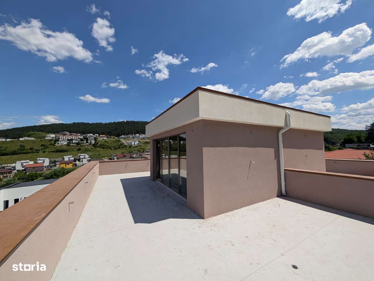 Duplex modern cu 5 camere,  acces rapid spre Cluj • Florești - Imagine principală: 4/11