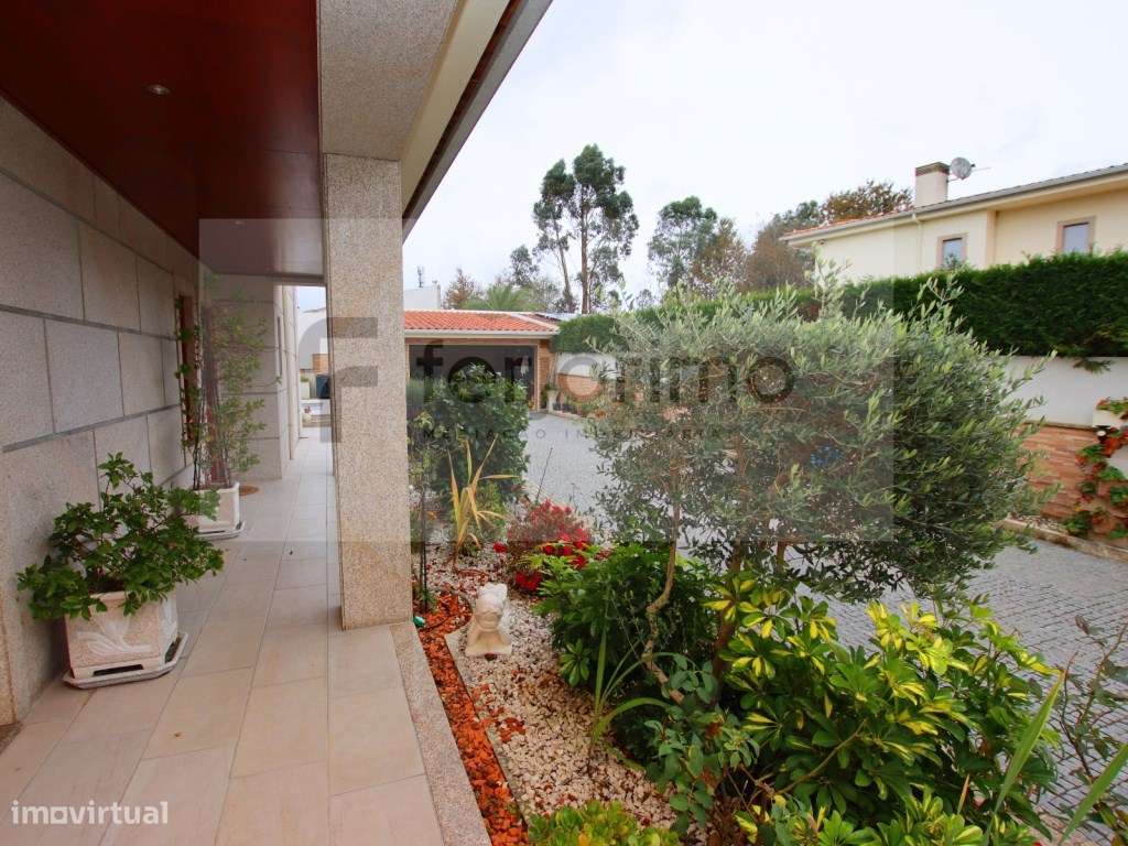 'NOVIDADE'
Excelente Moradia Geminada-26