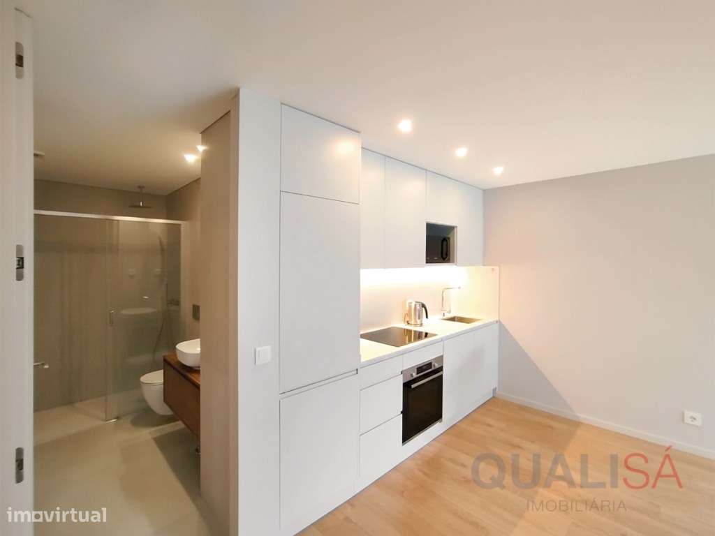 Apartamento T2 com varanda e lugar de garagem localizado no centro ...-6