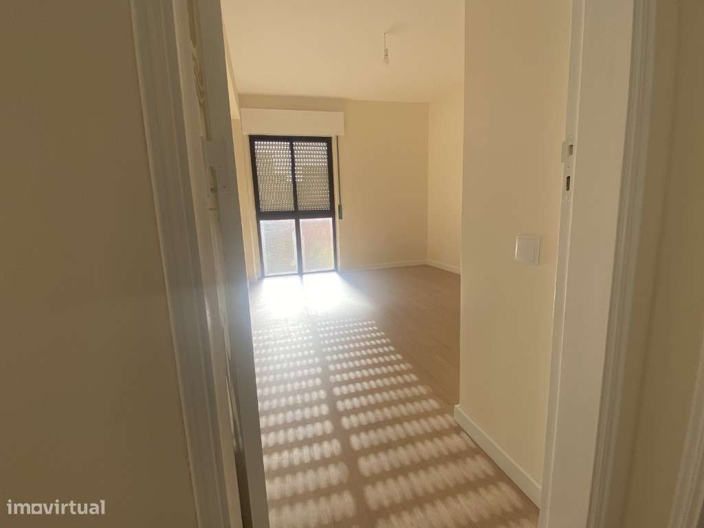 Apartamento T2 em Algueirão - Mem Martins-3
