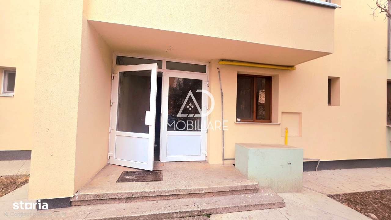 De vânzare, apartament cu 3 camere și terasă proprie, zona centrală. - Imagine principală: 5/13