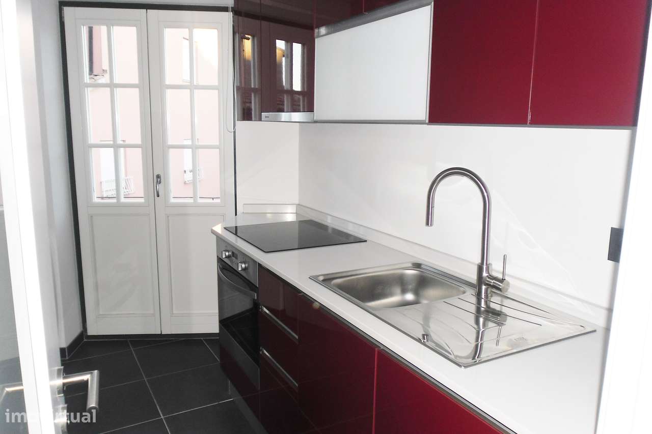 T1 Duplex Mobilado - Junto à Sé - Viseu - Grande imagem: 2/14