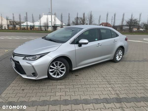 Toyota Corolla 1.6 Comfort - 12